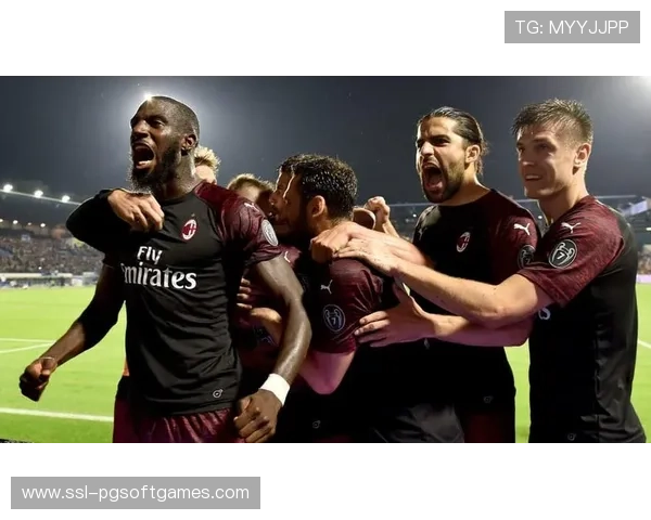 河南队1-1云南玉昆，史成龙失误成赛季收官战转折点