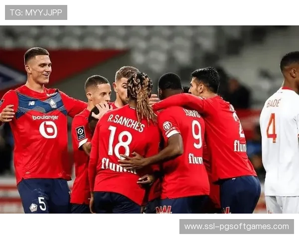 法甲半程朗斯领跑，巴黎马赛里尔形成争冠第二集团